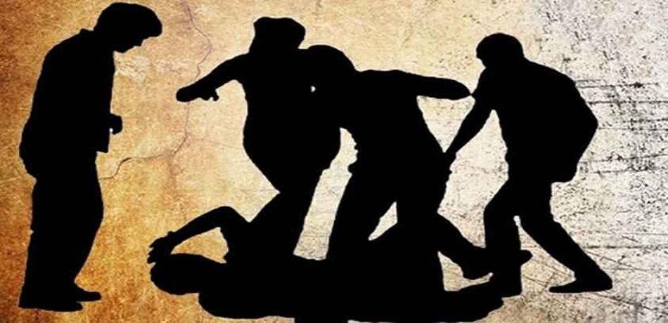 ঝিনাইদহে ধানের শীষের সমর্থককে কু/পি/য়ে আ/হ/ত করার অভিযোগ