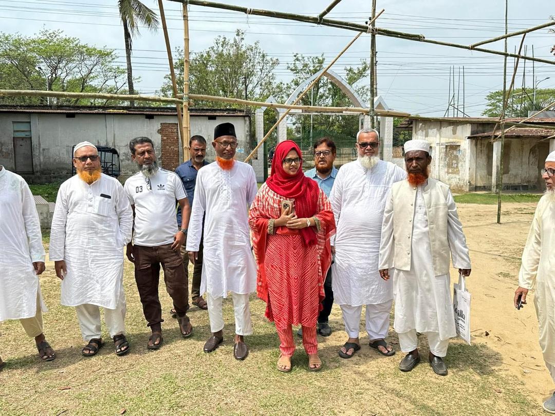 হালুয়াঘাটে কেন্দ্রীয় ঈদগাহ মাঠ পরিদর্শন করলেন ইউএনও:জামাত সকাল ৯টায়