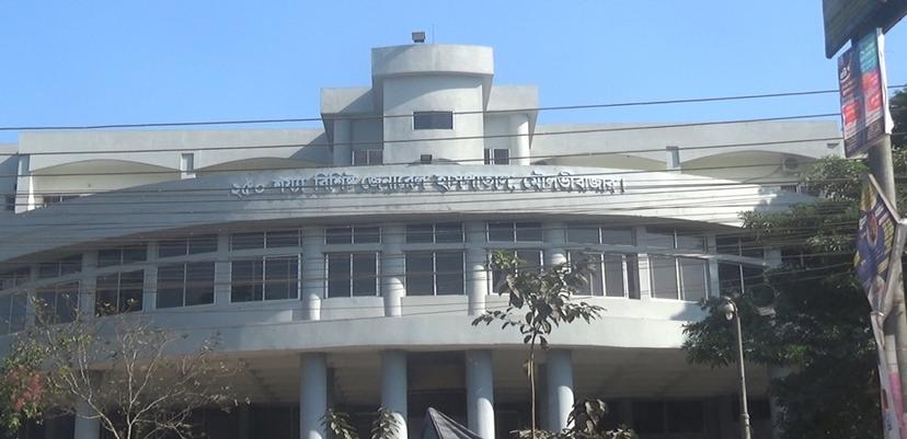 মৌলভীবাজার সদর হাসপাতালে সরকারি ফি চাওয়ায় নার্সের উপর হামলা : আহত ২
