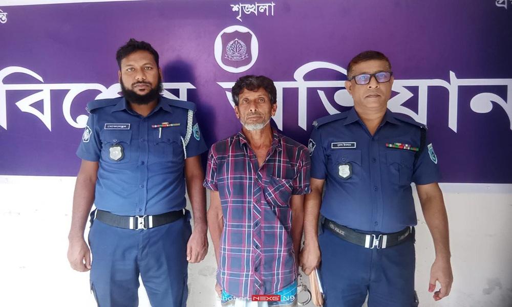 পীরগাছায় তৃতীয় শ্রেণীর ছাত্রীকে ধ/র্ষ/ণ প্রতিবেশী ‘দাদা’ গ্রেপ্তার