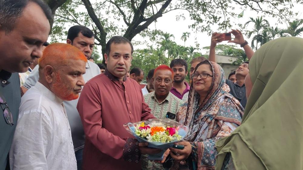 দত্তপুর সরকারি প্রাথমিক বিদ্যালয়ের নবনির্মিত ভবনের শুভ উদ্বোধন করেন প্রতিমন্ত্রী