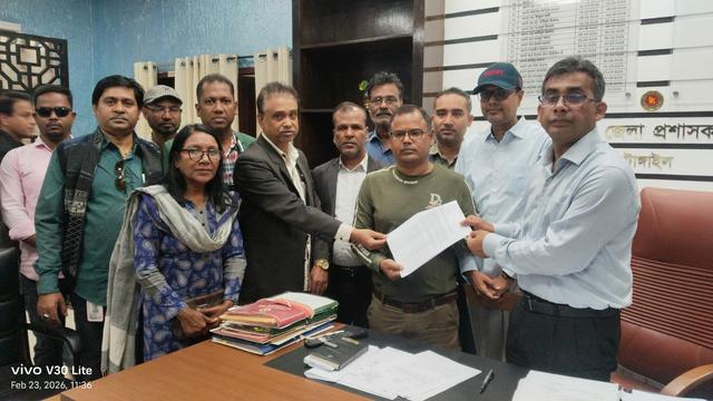 টাঙ্গাইলে পাঁচ দফা দাবিতে ক্যাবের স্মারকলিপি