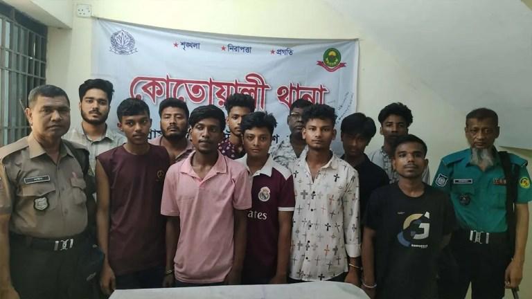 চট্টগ্রামে ঝটিকা মিছিল থেকে আ.লীগ-ছাত্রলীগের ১২ নেতাকর্মী গ্রেপ্তার