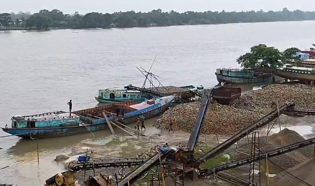সুনামগঞ্জে ভারী বর্ষণ:২৪ ঘণ্টায় ২৬৫ মিলিমিটার বৃষ্টি রেকর্ড