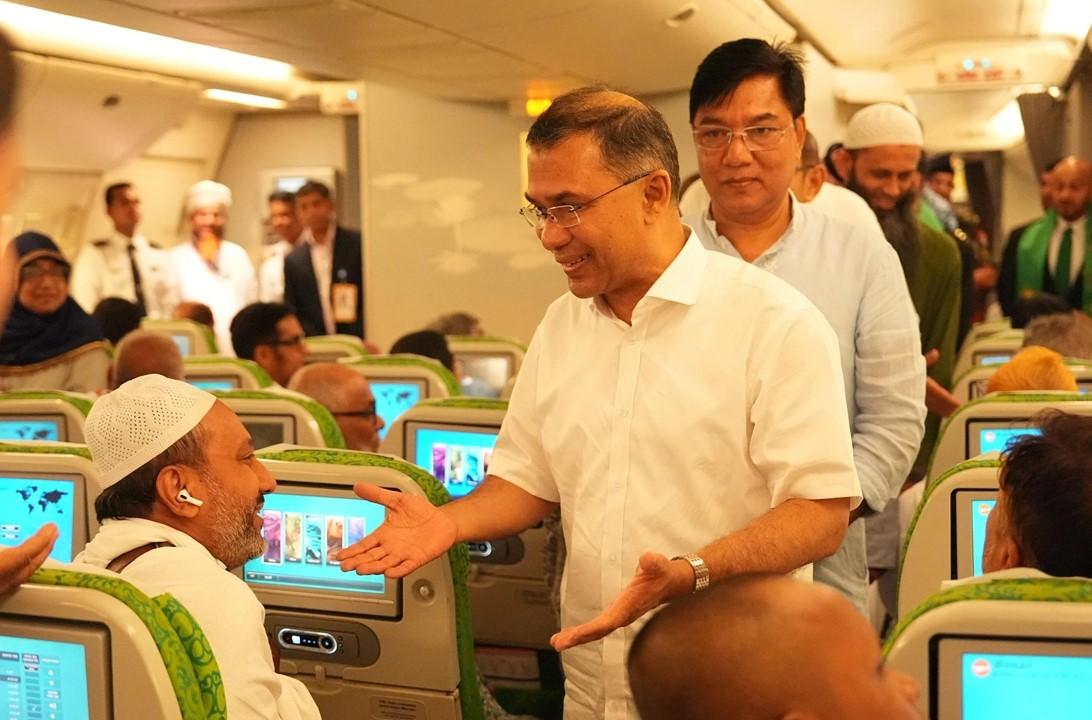 আল্লাহর ঘরে যাচ্ছেন ? প্রধানমন্ত্রী