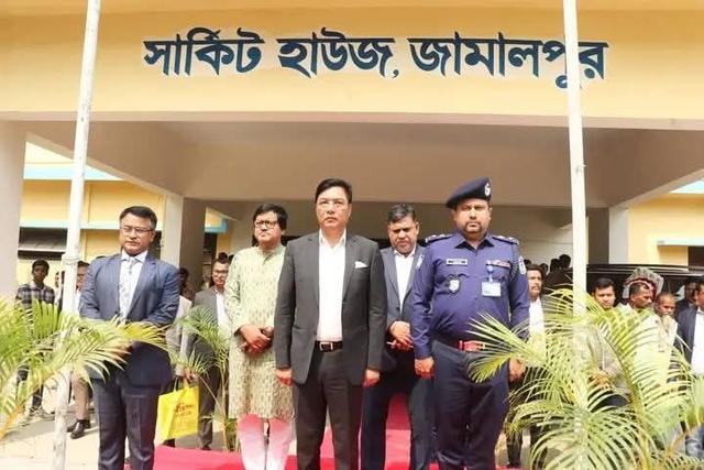 জামালপুরে বেসামরিক বিমান পরিবহন ও পর্যটন প্রতিমন্ত্রীর বর্ণাঢ্য সফর ও গণমাধ্যম কর্মীদের সাথে মতবিনিময়