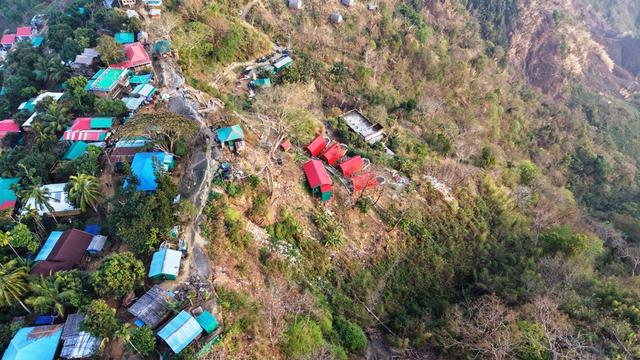বদলে গেছে খাগড়াছড়ির পর্যটন কেন্দ্র আলুটিলা