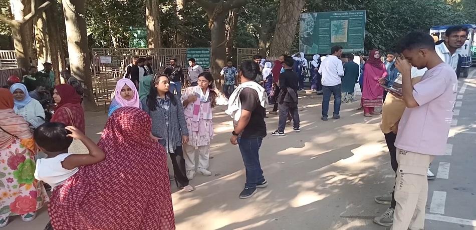 লাউয়াছড়া কমলগঞ্জে জাতীয় উদ্যানে পর্যটকদের ভিড়ে বন্যপ্রাণী উধাও !