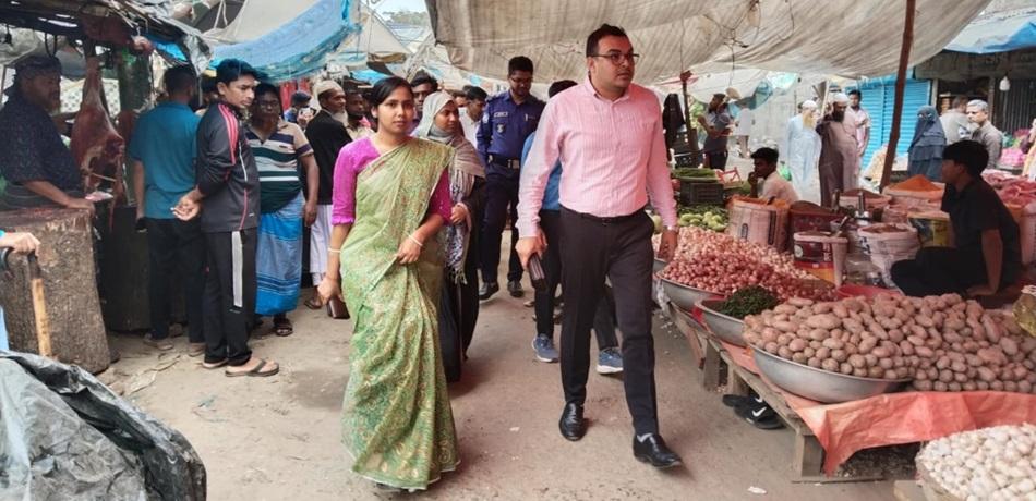 তেরখাদার বাজার গুলোতে ভ্রাম্যমান আদালতের অভিযান