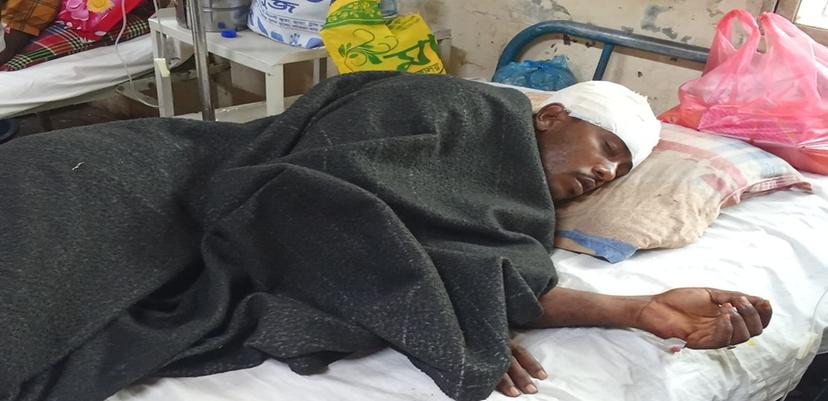 শ্রীমঙ্গল মির্জাপুর ইউনিয়নে শহরশ্রী প্রবাসীকে কু/পি/য়ে মারাত্নক আ/হ/ত