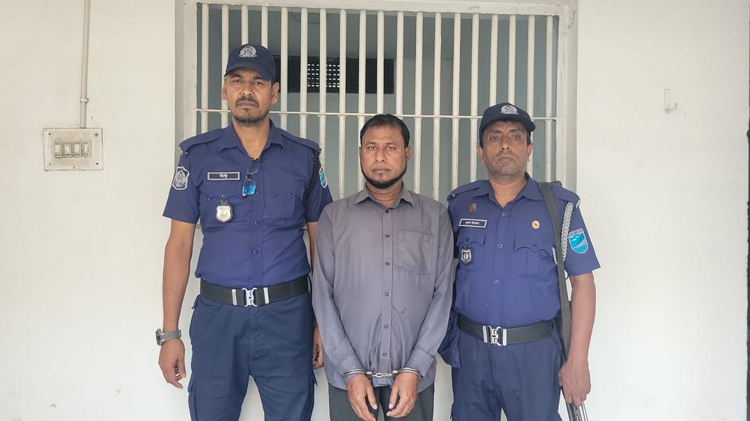 ‎এসপির নজরে আসতেই থামলো প্রতারণার খেলা,অবশেষে ভূমিদস্যু প্রতারক কারাগারে