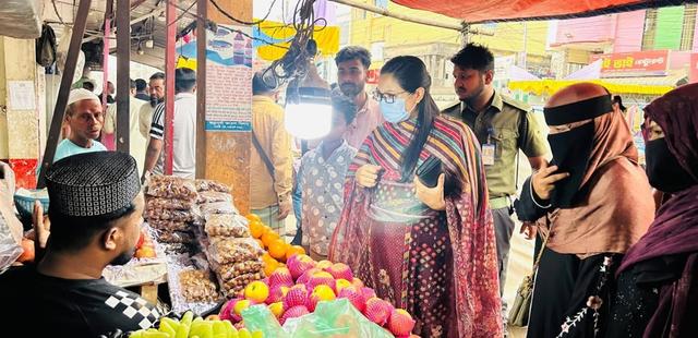 ছাতকে মোবাইল কোর্ট অভিযান,৩ প্রতিষ্ঠানকে ২০ হাজার টাকা জরিমানা