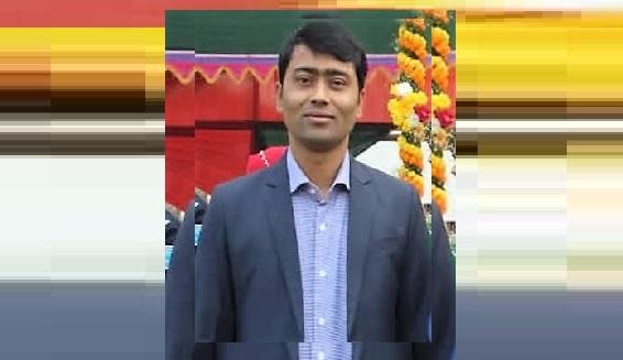 প্রশাসনে এখনো বহাল তবিয়তে আওয়ামী লীগের দোসররা: সংস্কার ব্যাহত হওয়ার শঙ্কা |