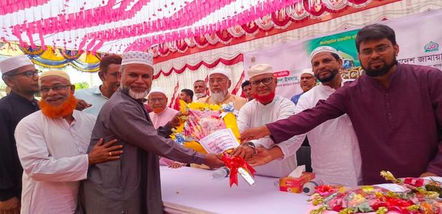 তারাগঞ্জে গণসংবর্ধনায় সিক্ত এমপি আজহারুল ইসলাম