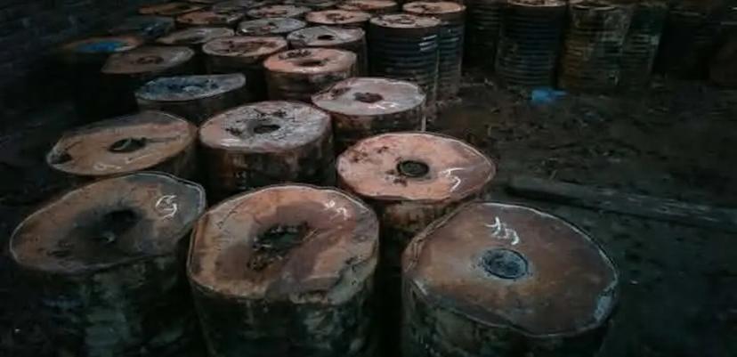 জিয়ানগরে আরও ৭৫ ব্যারেল চোরাই বিটুমিন উদ্ধার