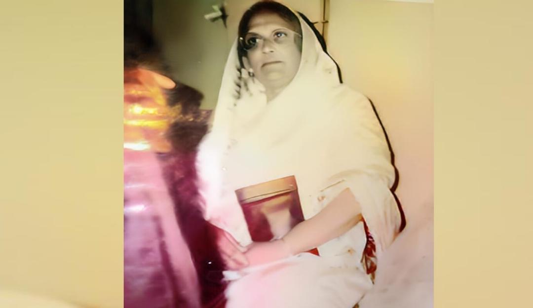 স্মৃতির আলোয় আনজুমন আরা বেগম: এক স্নেহময়ী মায়ের নীরব উত্তরাধিকার