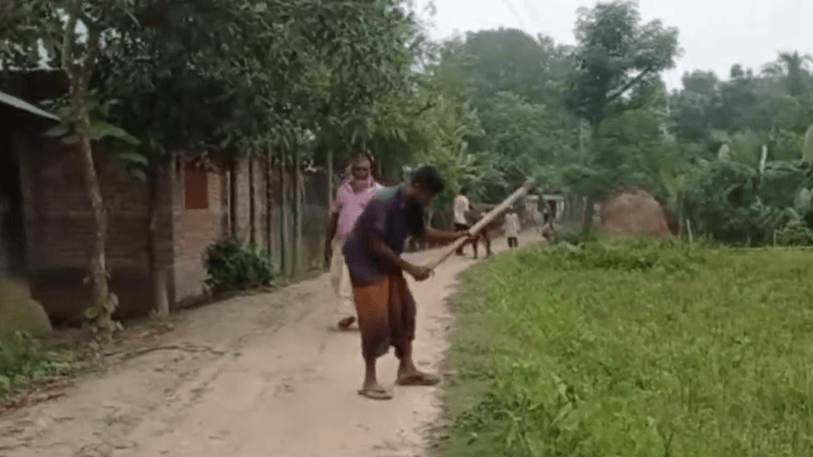 নাটোরের বাগাতিপাড়ায় সমাজ কল্যাণ প্রতিমন্ত্রীর বিশেষ বরাদ্দে গ্রামীন অবকাঠামো উন্নয়ন কাজের উদ্বোধন