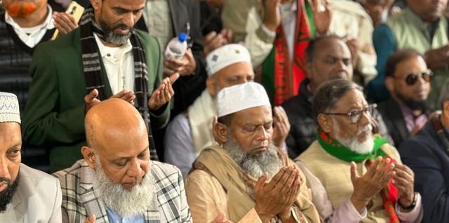 মুন্সীগঞ্জ-১ আসনে মনোনয়ন জমাদানের পূর্বে দোয়া চাইলেন বিএনপি প্রার্থী শেখ মো: আব্দুল্লাহ্