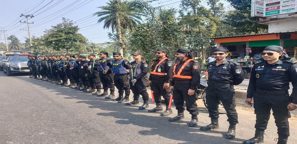 নোয়াখালীতে র‍্যাবের রোবাস্ট পেট্রোল মহড়া ও চেকপোস্ট স্থাপন এবং আকস্মিক তল্লাশি অভিযান জোরদার