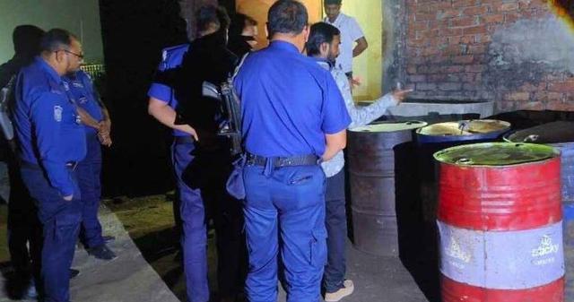 গাজীপুরে ৩ হাজার লিটার তেল মজুদের দায়ে ব্যবসায়ীর জরিমানা