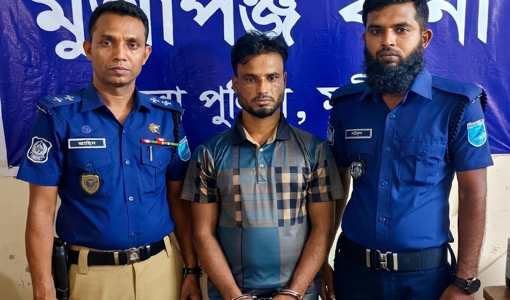 মুন্সীগঞ্জে ৯০০ পিস ই/য়া/বা সহ মা/দ/ক কারবারি গ্রে/প্তা/র