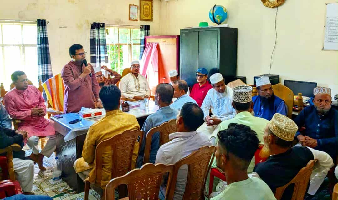 চরতী মুহাম্মদীয়া (দ.) সিনিয়র মাদরাসায় নবাগত সভাপতিকে বরণ  উন্নয়নের প্রত্যয়ে প্রাণবন্ত আলোচনা সভা অনুষ্ঠিত