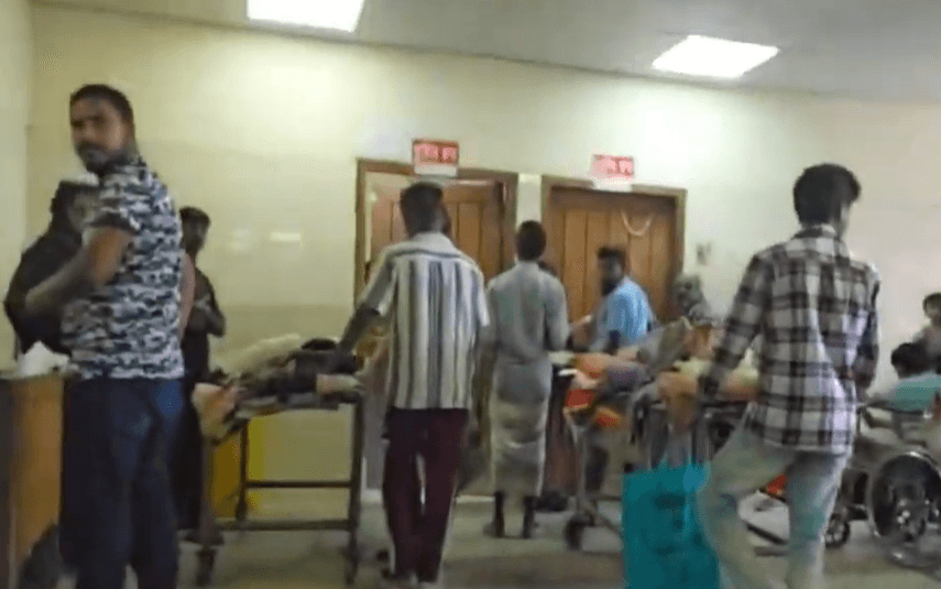 পঙ্গু হাসপাতালে ডাক্তারের চেম্বারের সামনে রোগীদের জিম্মি করে চলছে রুম ভাড়ার রমরমা বাণিজ্য আরো