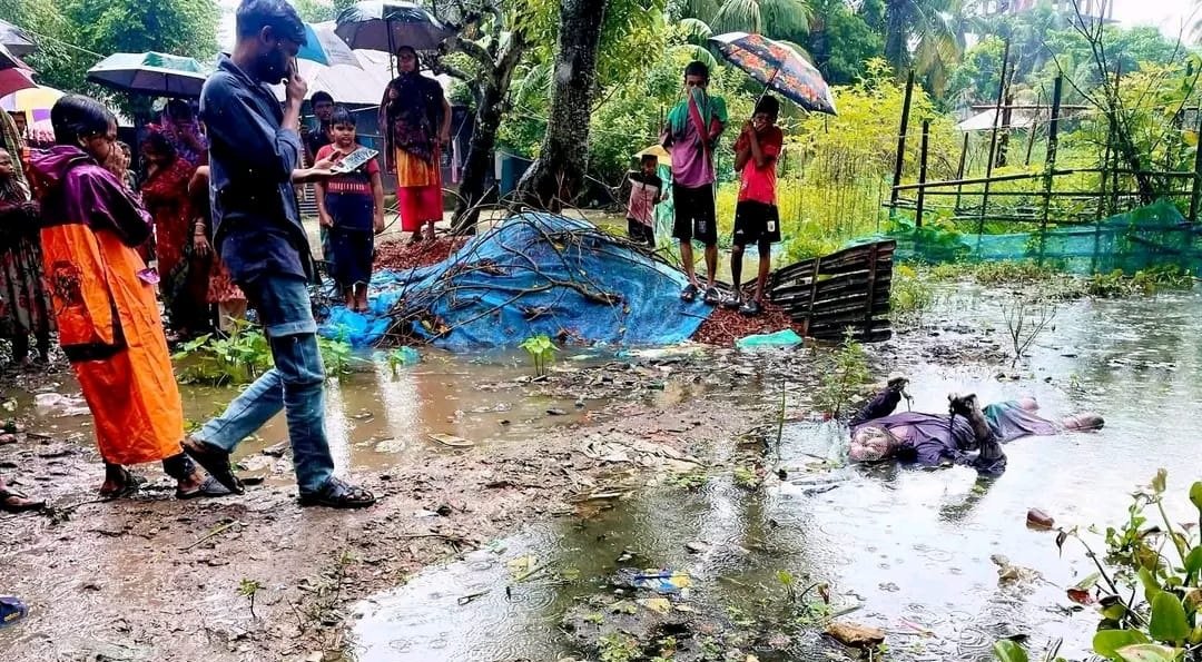নোয়াখালীর বেগমগঞ্জে পুকুর থেকে অজ্ঞাত যুবকের ম/র/দে/হ উদ্ধার