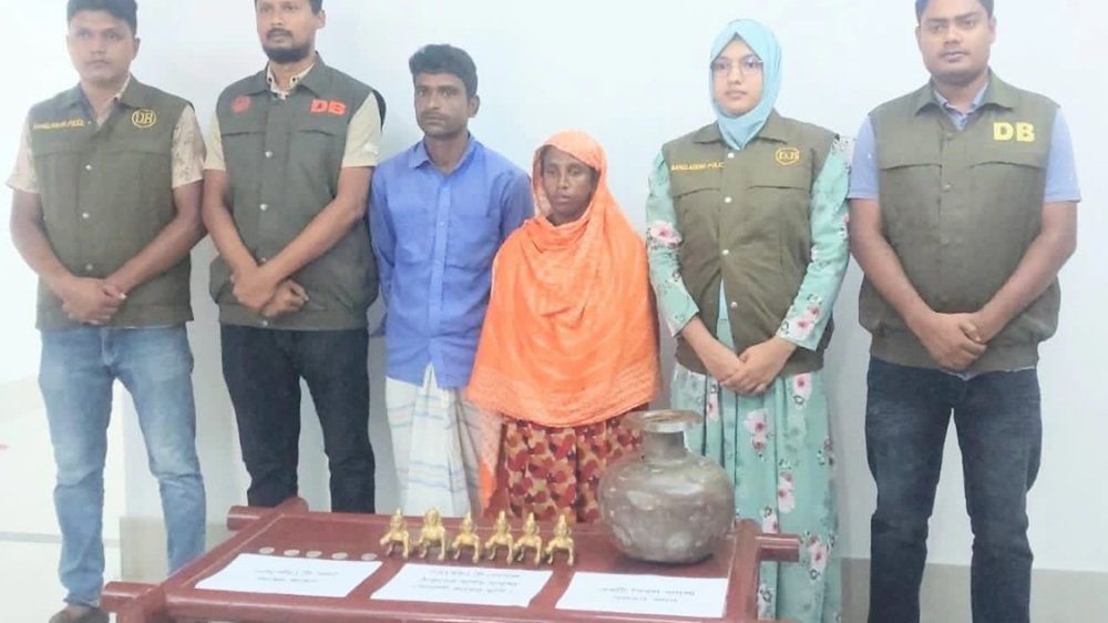 ঠাকূরগাঁওয়ে সোনার মূর্তির লোভ দেখিয়ে প্রতারণা, ভাই-বোন গ্রেফতার