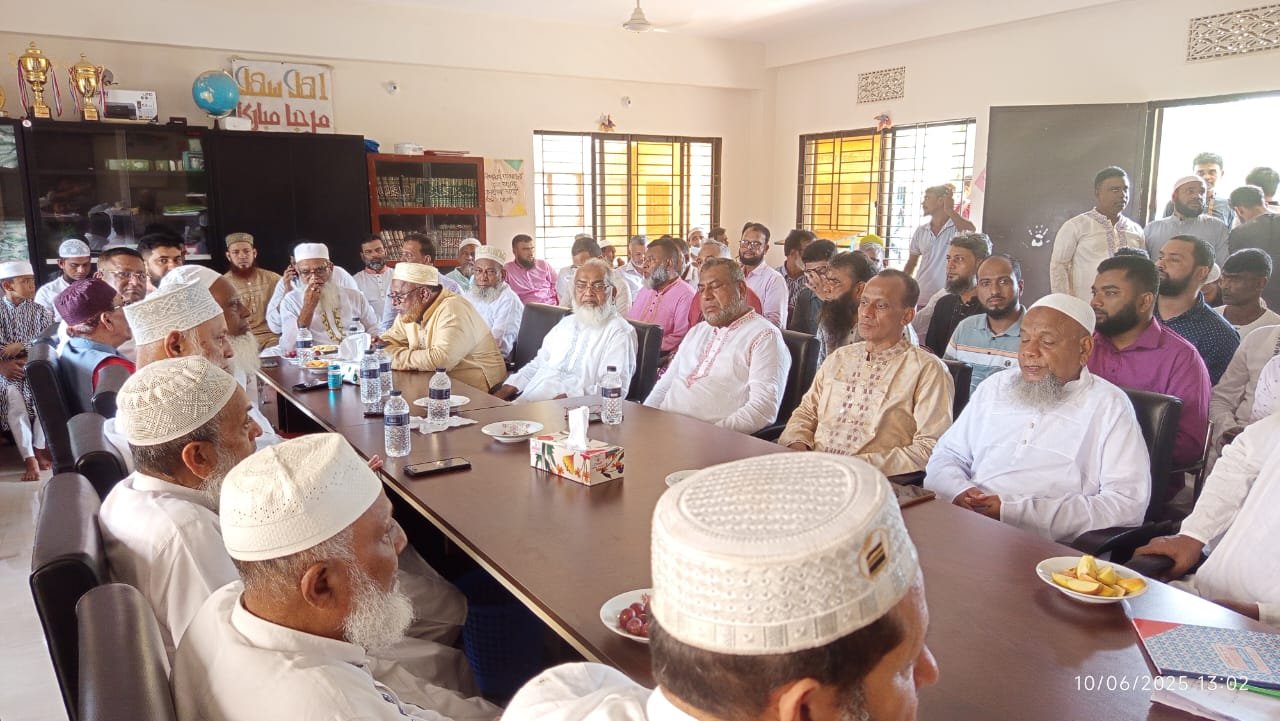 পয়সা কারামাতিয়া আলিম মাদ্রাসার নবগঠিত এডহক কমিটির পরিচিতি সভা