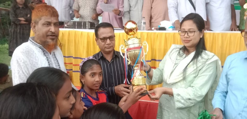 শিশুদের ফুটবল উন্মাদনায় মুখর ছাতক,চ্যাম্পিয়ন বৌলা সরকারি প্রাথমিক বিদ্যালয়