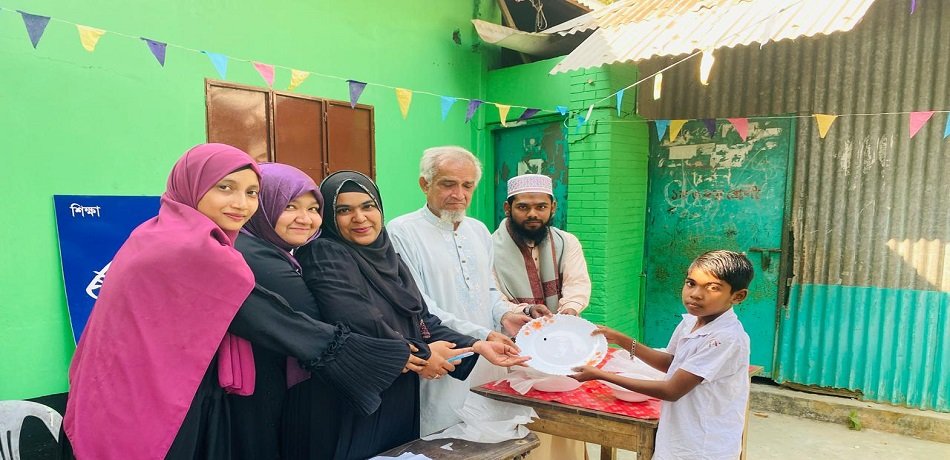 শ্রীনগরে মোকলেছ মেমোরিয়াল একাডেমিতে বার্ষিক ক্রীড়াপ্রতিযোগিতা ও পুরস্কার বিতরণ অনুষ্ঠিত