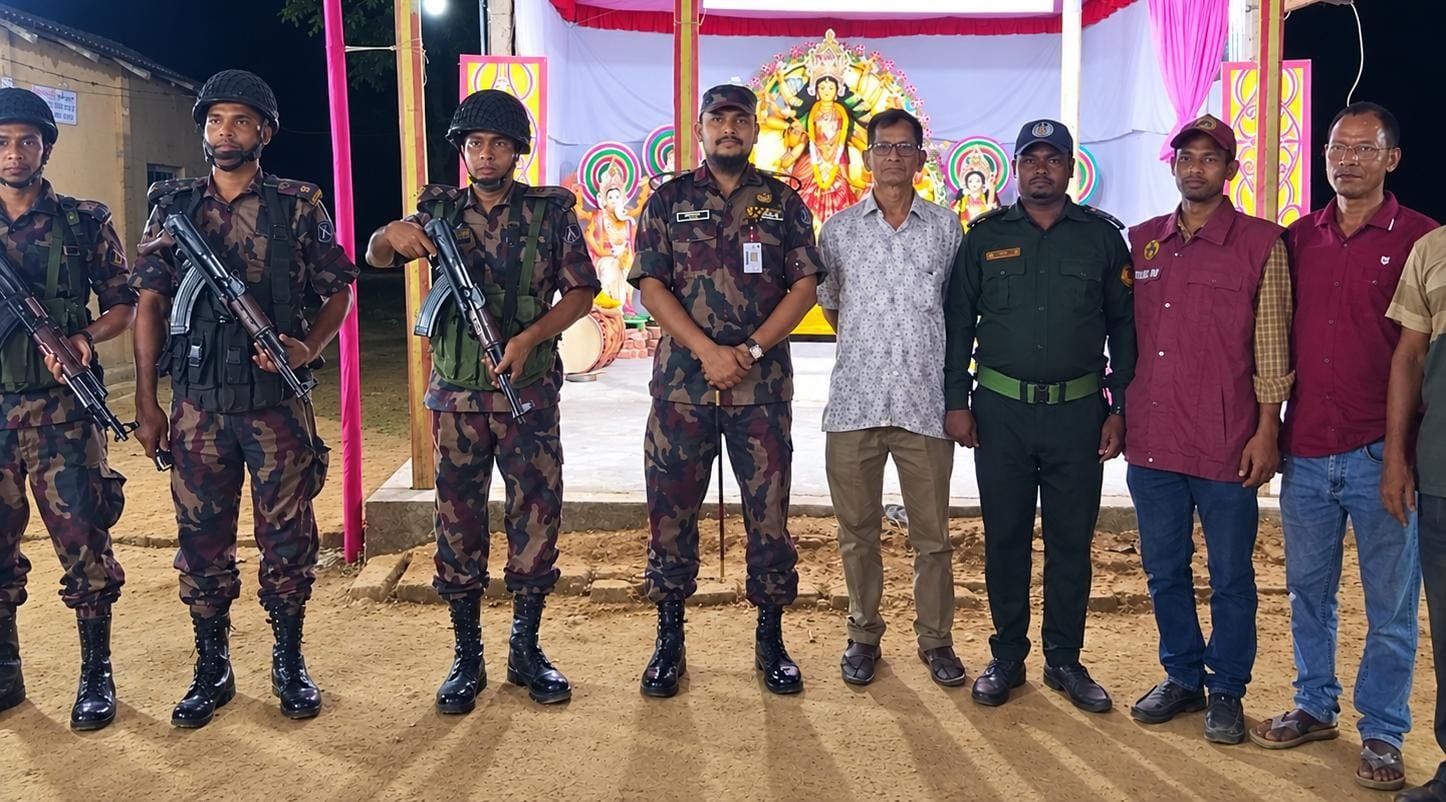 দুর্গাপূজার নিরাপত্তায় ময়মনসিংহ সীমান্তে ১২ প্লাটুন বিজিবি মোতায়েন