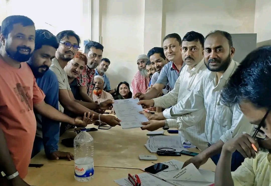 ‎দীর্ঘ ১৯ বছর পর বণিক সমিতির নির্বাচনে প্রার্থীর ছড়াছড়ি,ব্যবসায়ীদের মাঝে ব্যাপক উৎসাহ