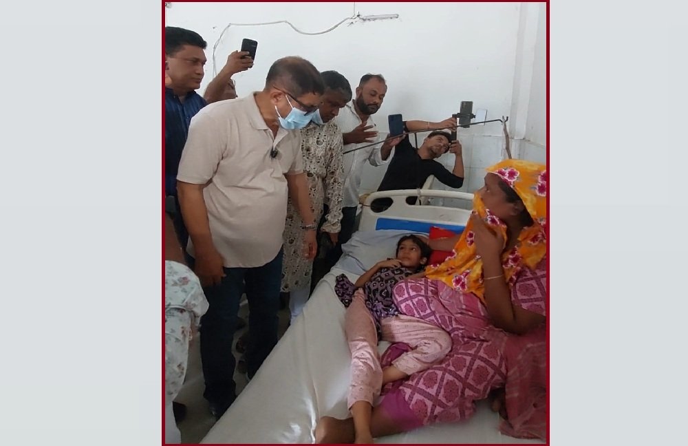 স্বাস্থ্য কমপ্লেক্সে পরিদর্শনে স্বাস্থ্য ও পরিবার কল্যাণ মন্ত্রী-সাখাওয়াত হোসেন বকুল