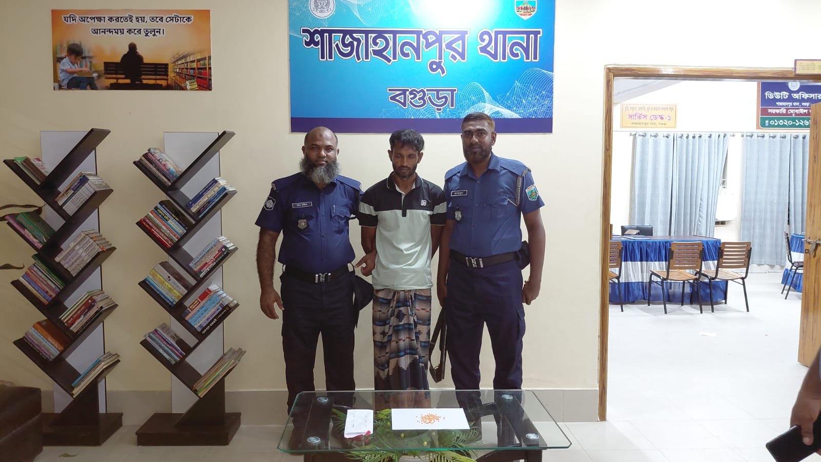 শাজাহানপুরে ৮২ পিস ই/য়া/বা-সহ যুবলীগ নেতা রাজু গ্রেফতার