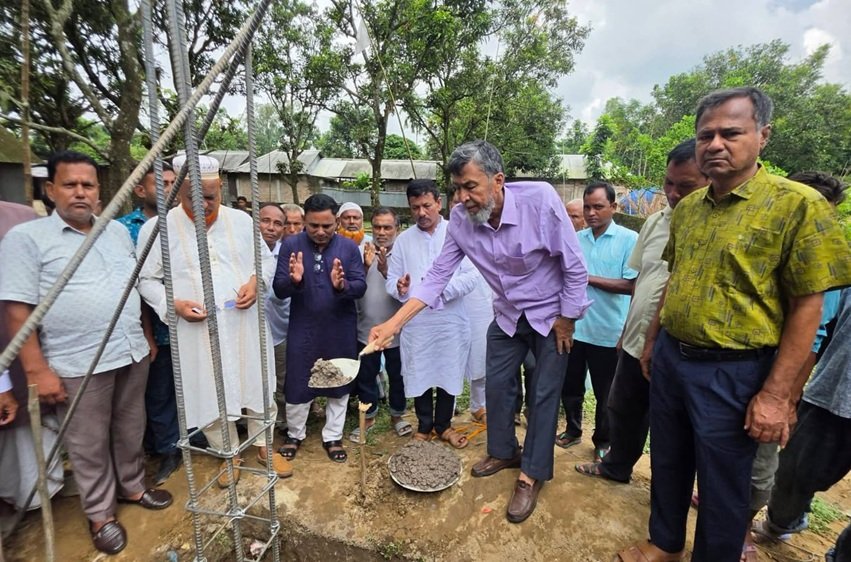 পীরগঞ্জের সিন্দাগড় দুর্গা মন্দিরের উন্নয়নকাজের উদ্বোধন
