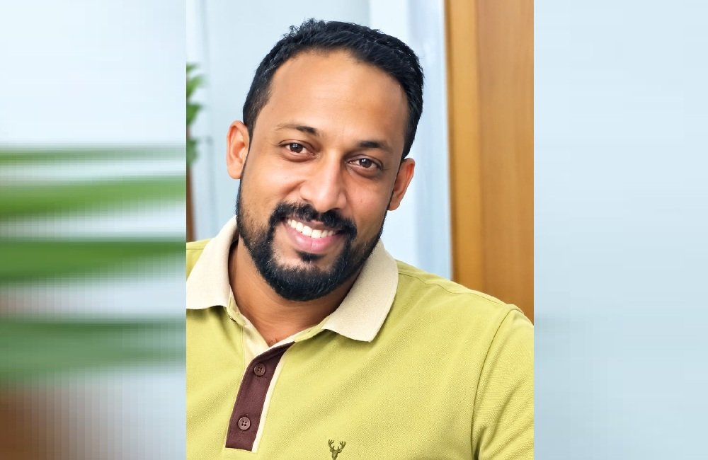 মুন্সিগঞ্জে চাঁ/দাবা/জির অভিযোগে সহযোগীসহ যুবদল নেতা গ্রে/প্তা/র