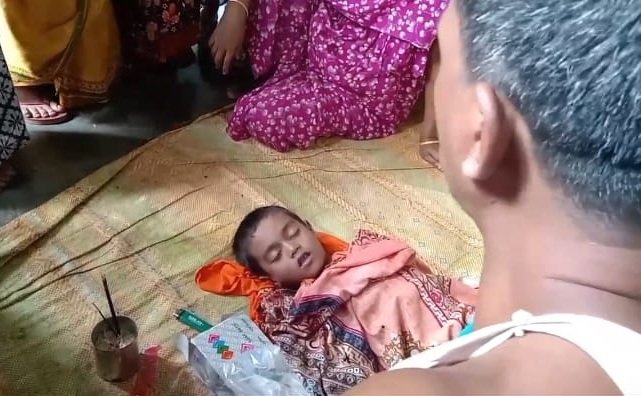 নিখোঁজের কয়েক ঘণ্টা পর দাদাবাড়ির পুকুরে মিলল শিশু মিনহাজের লা/শ