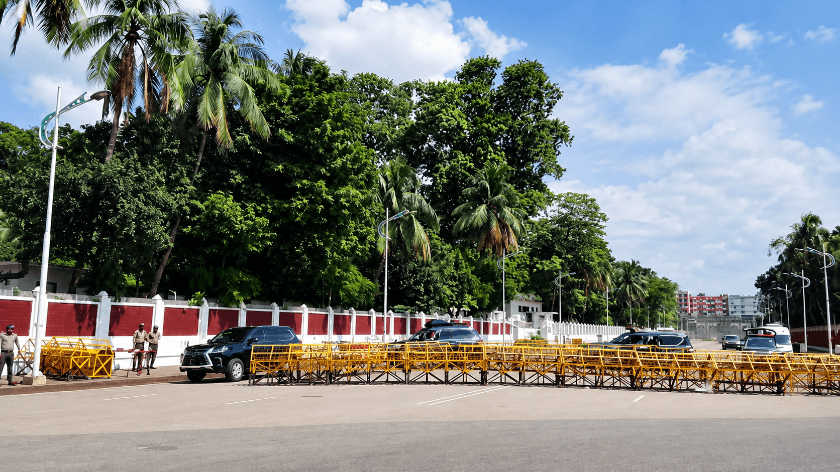 বঙ্গভবন ছাড়লেন পদত্যাগের পর সাহাবুদ্দিন