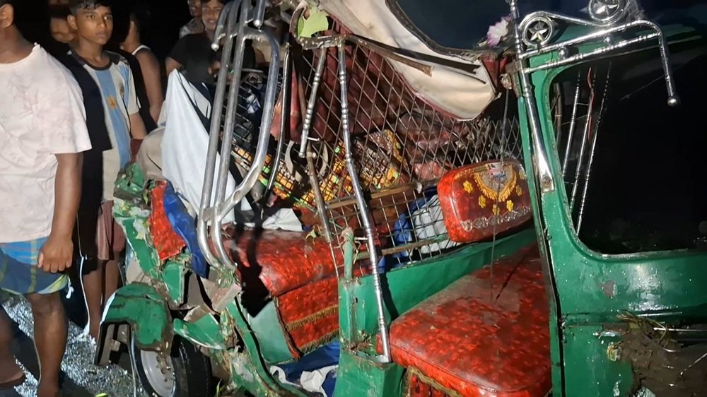 জামালপুরে বাস ও সিএনজি মুখোমুখি সংঘর্ষে দুইজন নি/হ/ত