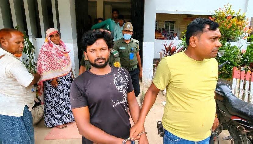 হাসপাতালে চিকিৎসা নিতে এসে স্বামীর ছুরিকাঘাতে গৃহবধূ নি/হ/ত