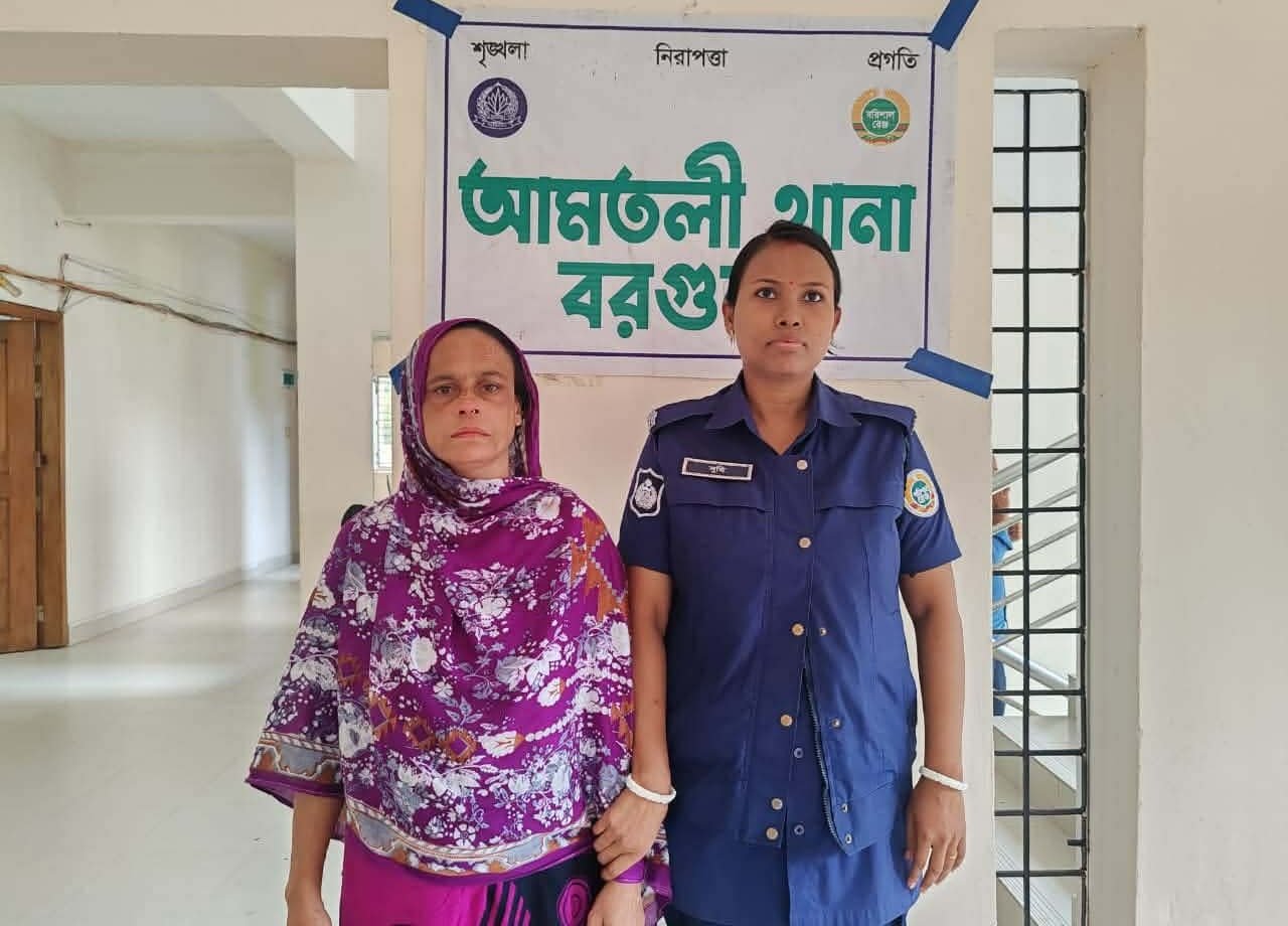 আমতলীতে ই/য়া/বা সহ নারী মা/দ/ক ব্যবসায়ী গ্রেপ্তার