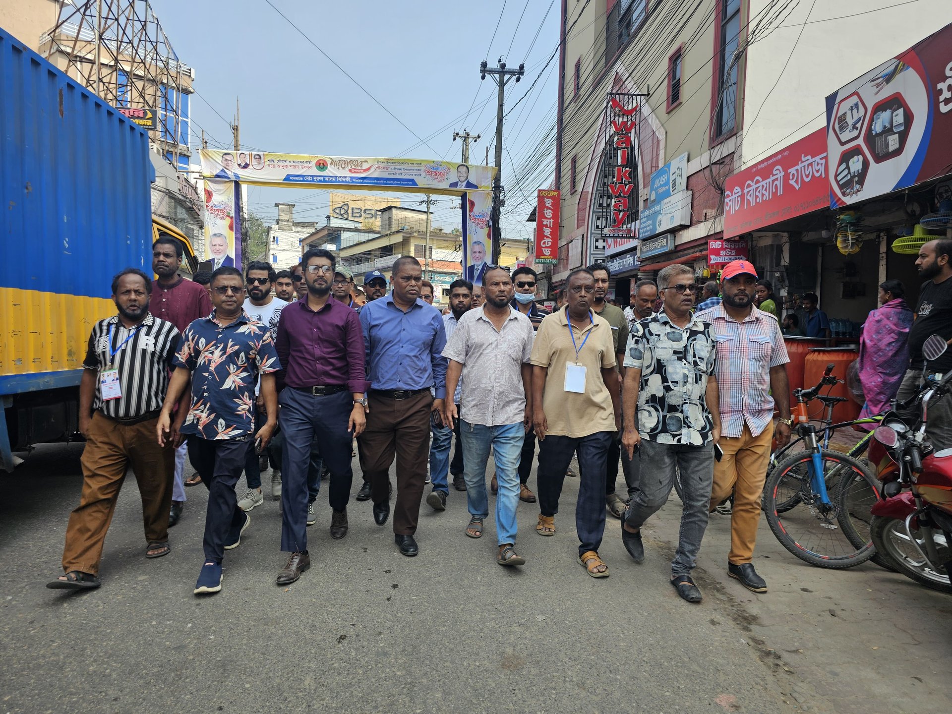 শ্রীমঙ্গলে যানযট নিয়ন্ত্রণে অলআউট উচ্ছেদ অভিযান