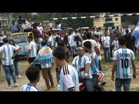 নাটোরে আর্জেন্টিনা ভক্তদের আনন্দ র‌্যালি ও  আন্দ মিছিলে  ভক্তদের উল্লাস-