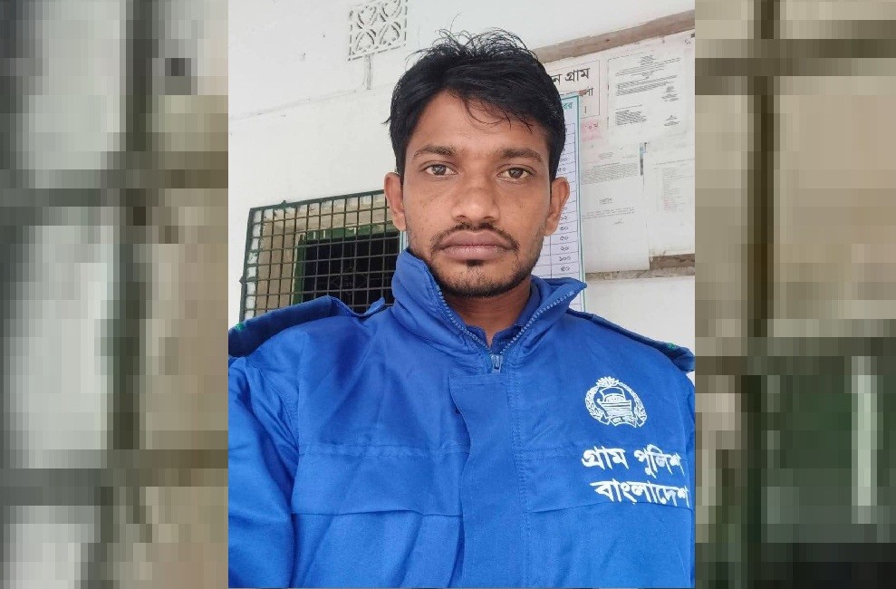 পিরোজপুরে ই'য়া'বা সহ গ্রাম পুলিশ সদস্য গ্রে'ফ'তা'র